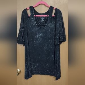 Torrid Black and Gray Women's Jersey Top